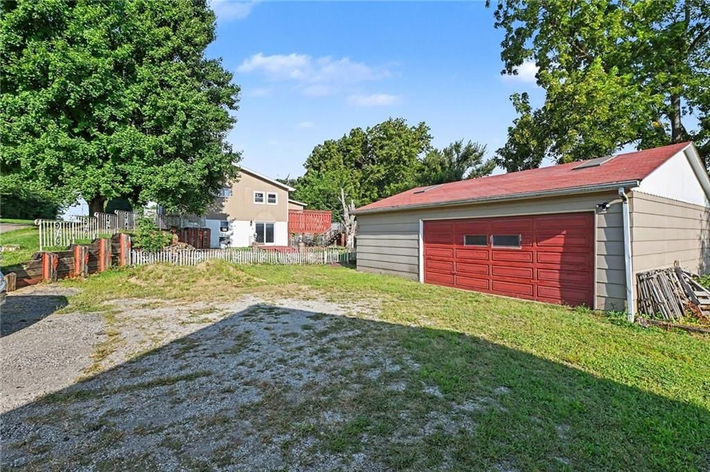 2921 Pear Street — photo 20