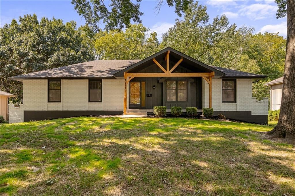 3936 S Sherman Drive — photo 11
