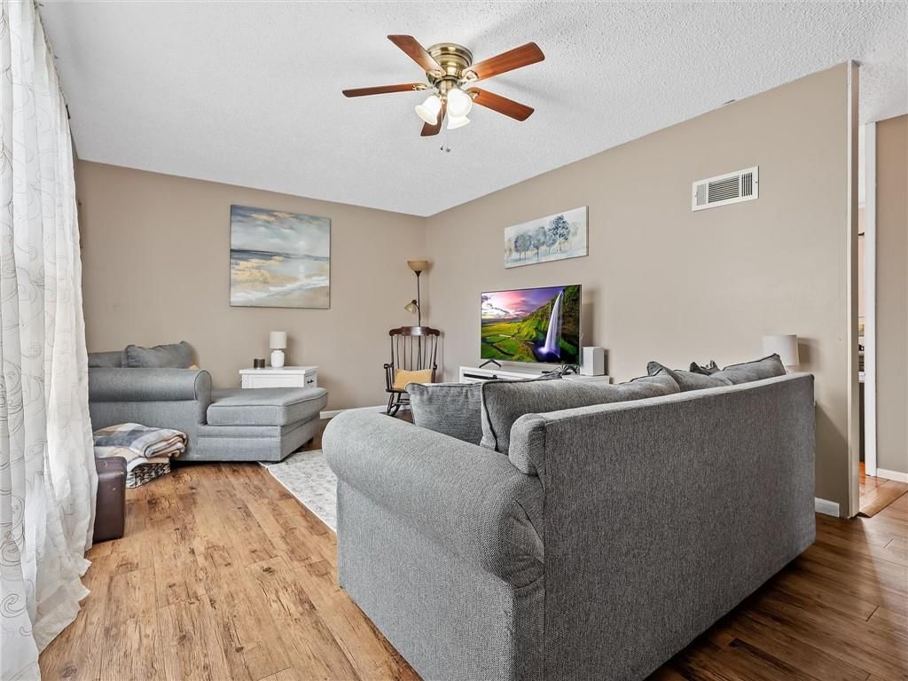 612 Crispin Street — photo 6