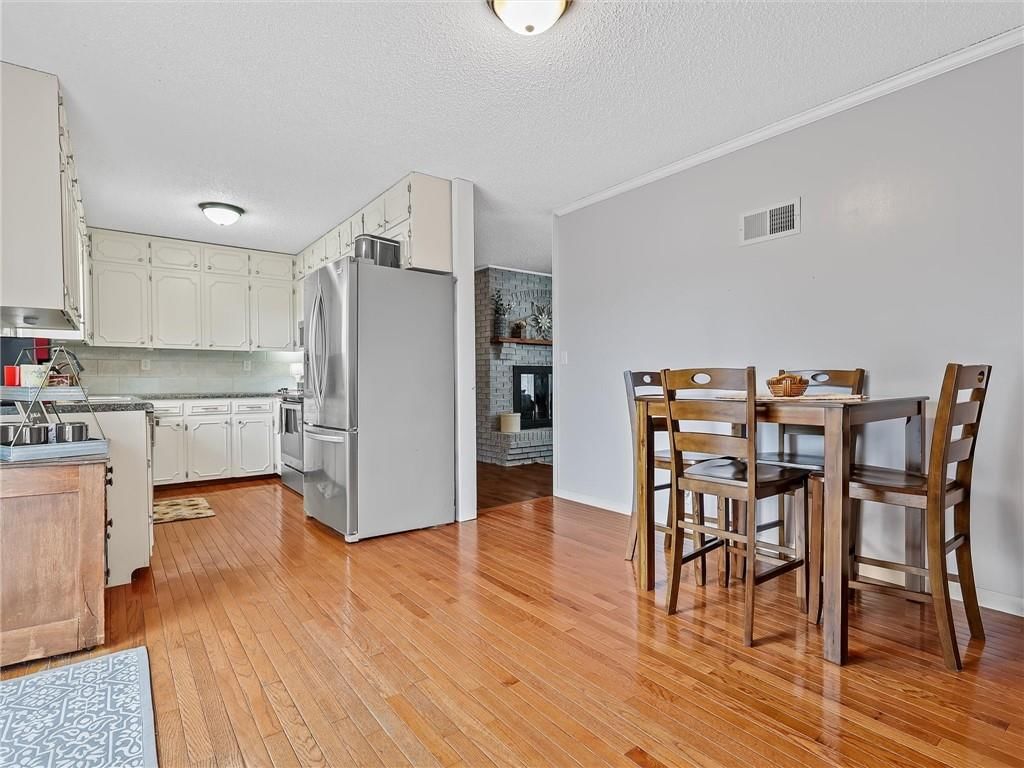 612 Crispin Street — photo 7