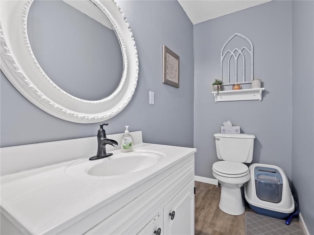 612 Crispin Street — photo 16