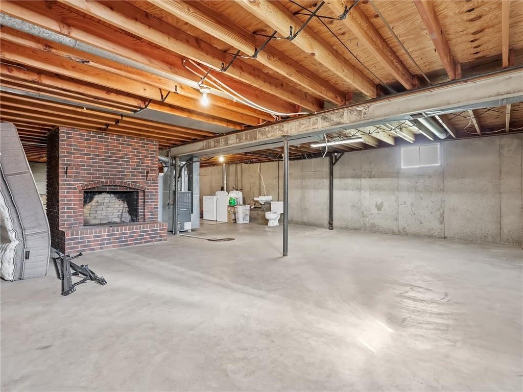 612 Crispin Street — photo 20