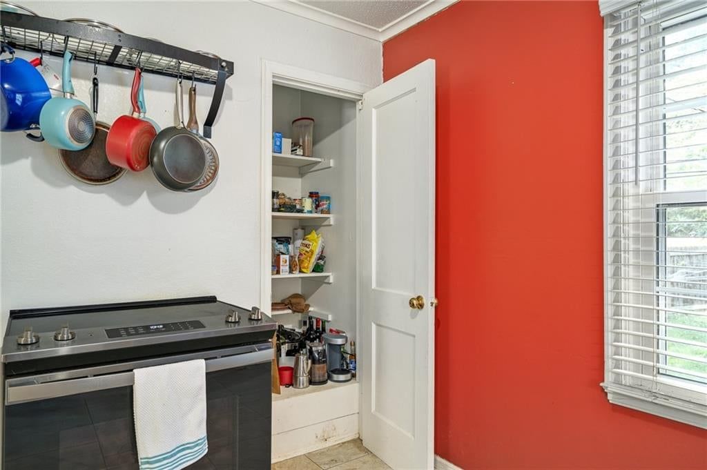 8605 Summit Street — photo 17