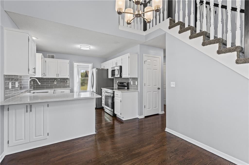 6418 Aminda Street — photo 5