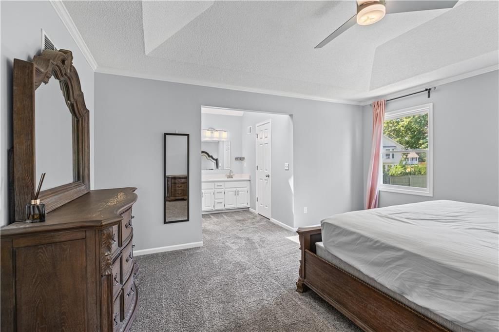 6418 Aminda Street — photo 26