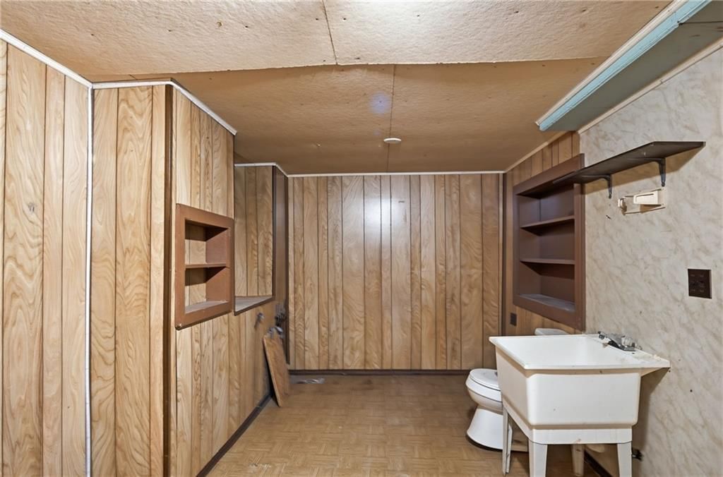 7217 Brooklyn Avenue — photo 24