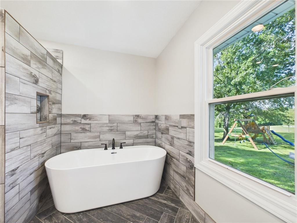 Photo 45 of 92, 3318 S Bellechase Drive, Grain Valley, MO 64029