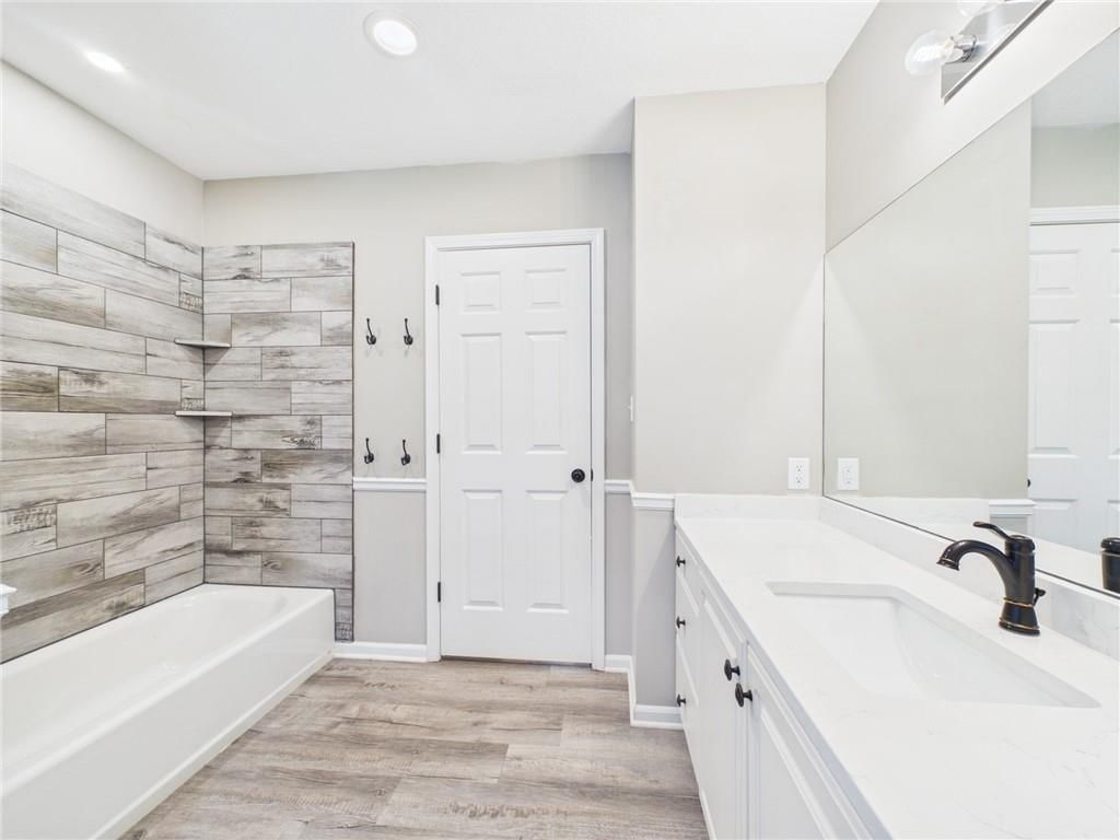Photo 50 of 92 - 3318 S Bellechase Drive, Grain Valley, MO 64029