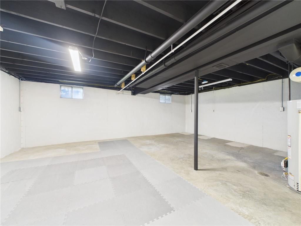 Photo 62 of 92 - 3318 S Bellechase Drive, Grain Valley, MO 64029