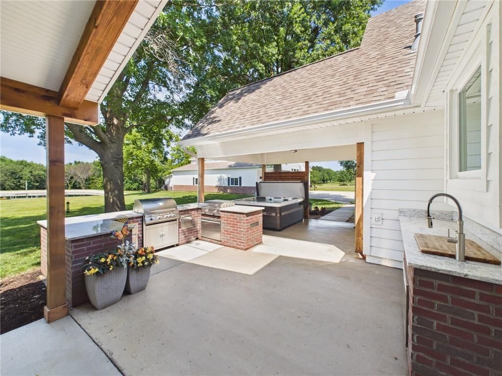 Photo 66 of 92 - 3318 S Bellechase Drive, Grain Valley, MO 64029