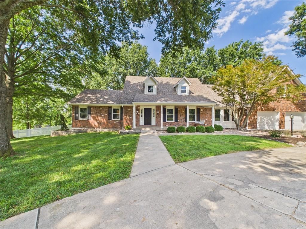 Photo 70 of 92 - 3318 S Bellechase Drive, Grain Valley, MO 64029