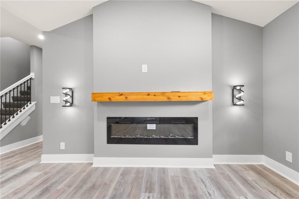 15905 W 289th Street — photo 3