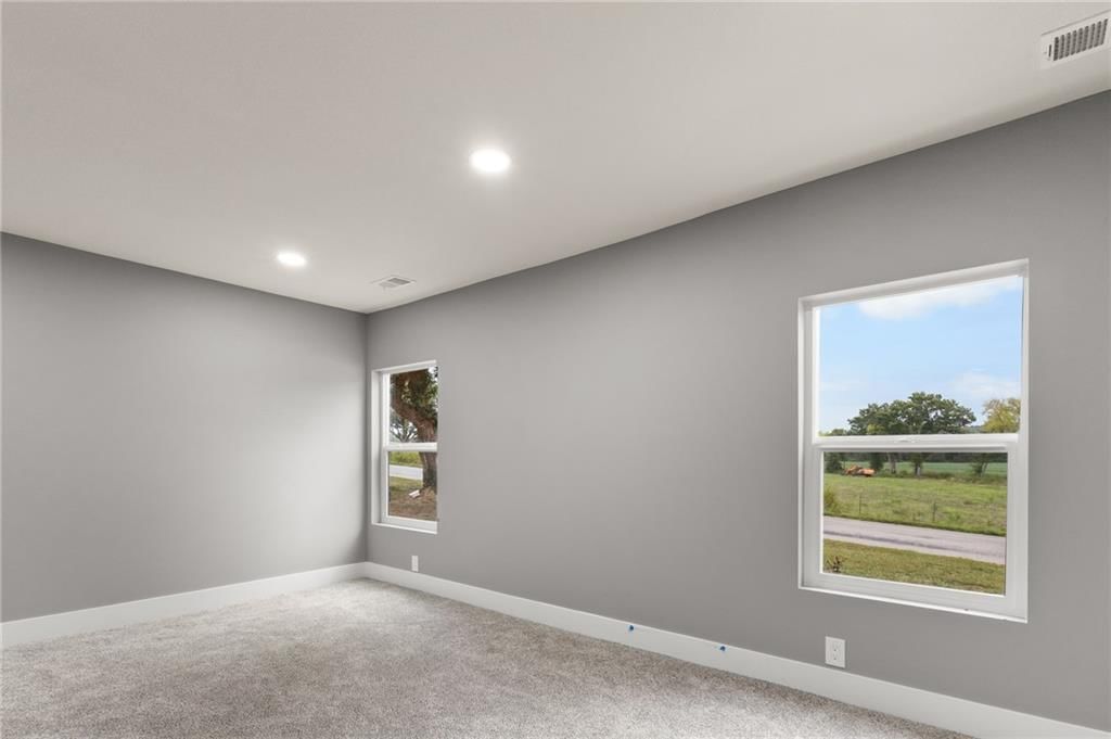 15905 W 289th Street — photo 13