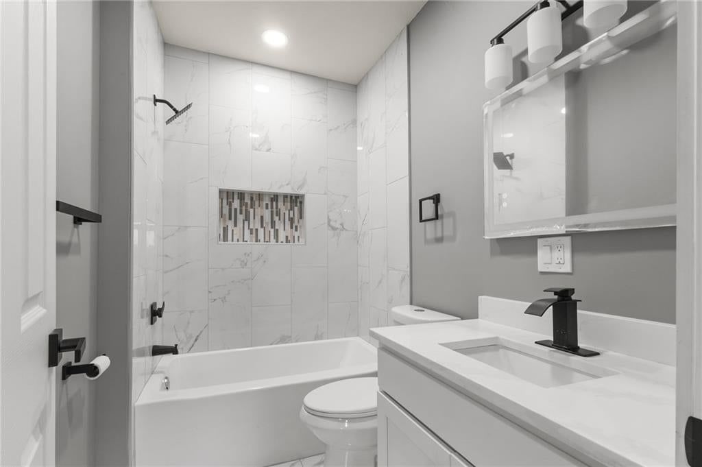 15905 W 289th Street — photo 15
