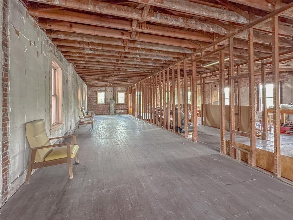 215 South Street — photo 23