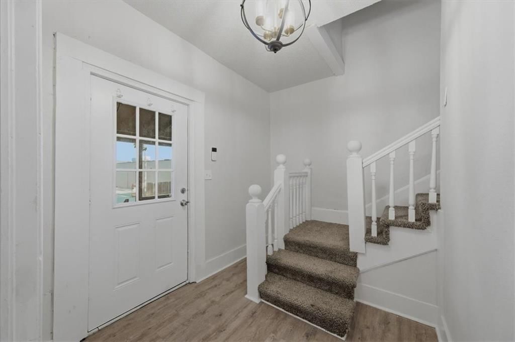 Photo 12 of 24 - 3011 Holmes Street, Kansas City, MO 64109