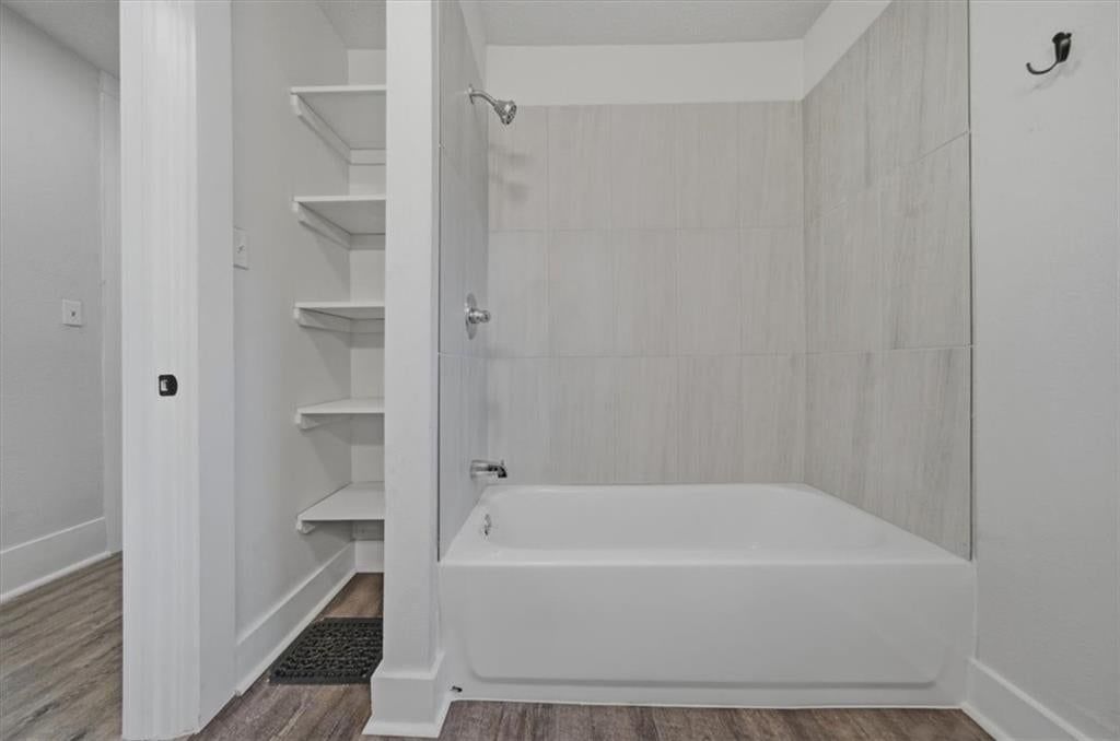 Photo 19 of 24 - 3011 Holmes Street, Kansas City, MO 64109