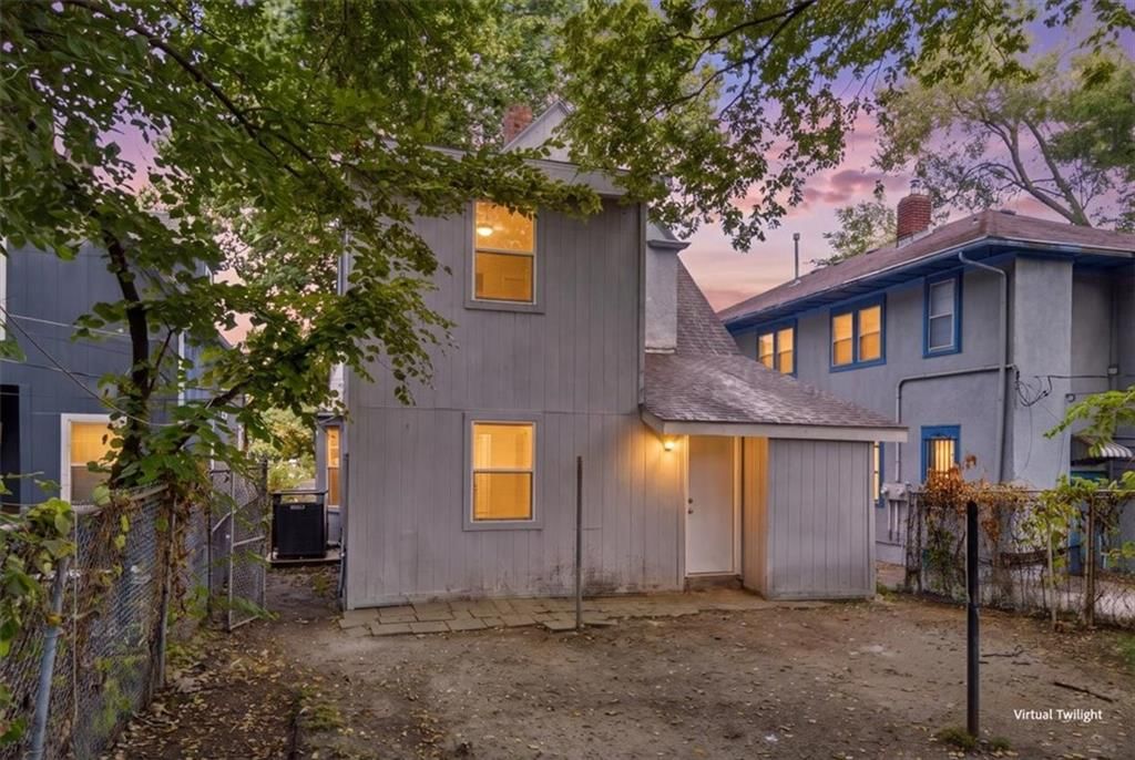 Photo 23 of 24 - 3011 Holmes Street, Kansas City, MO 64109