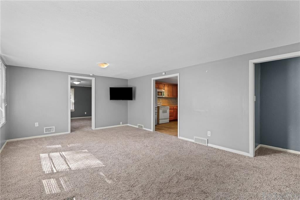 607 SW 8th Street — photo 5
