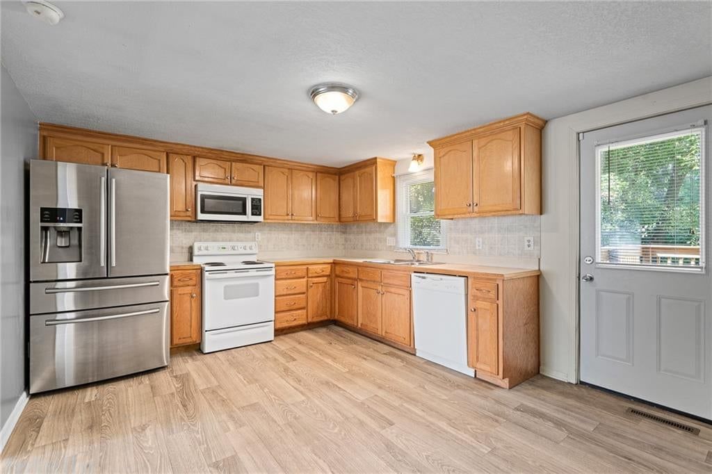 607 SW 8th Street — photo 12