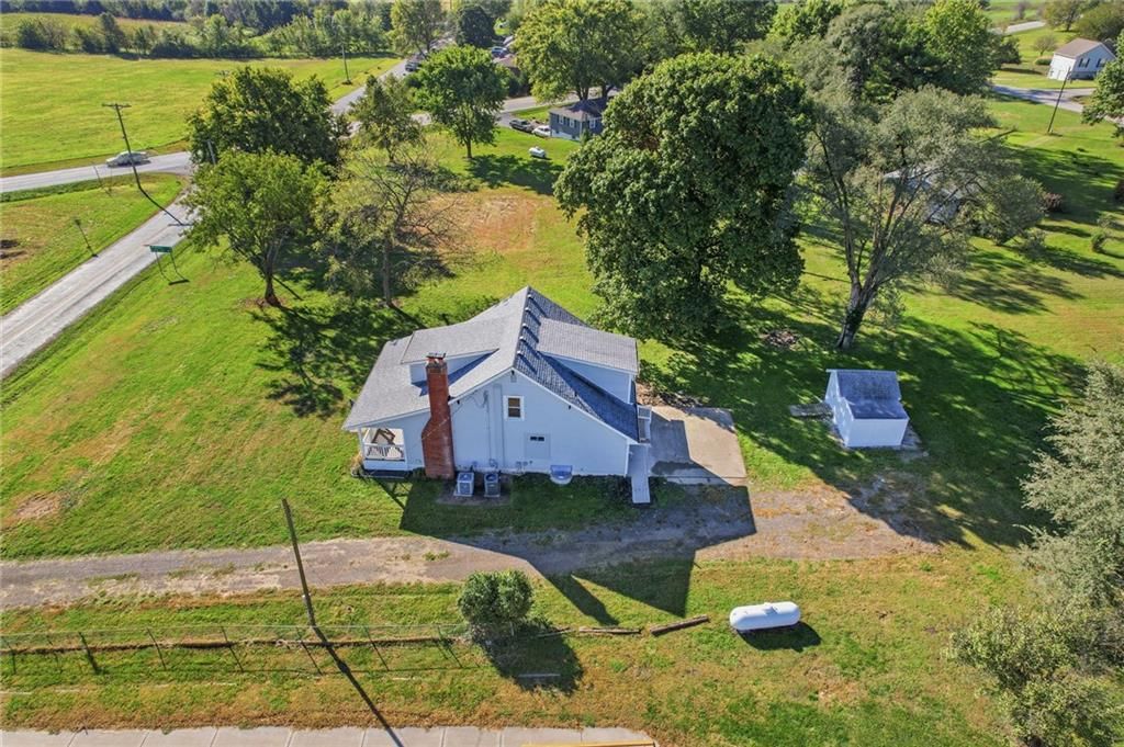 15140 B Highway, Platte City, MO: listing photo 2