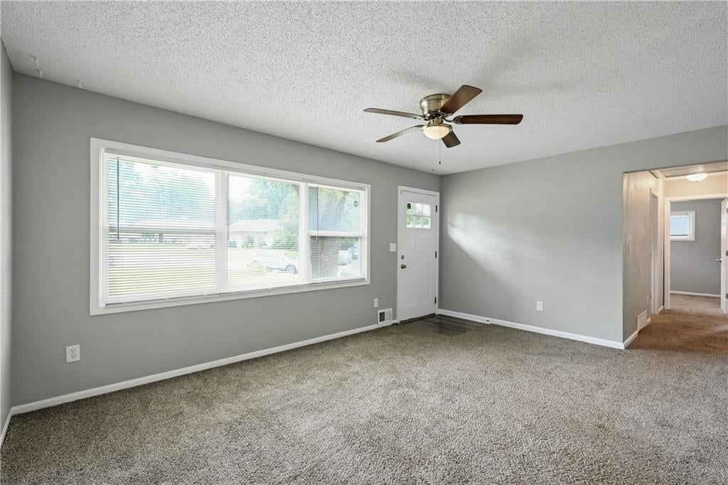 11407 Delmar Avenue — photo 8