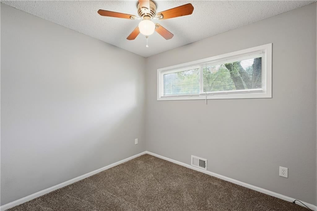 11407 Delmar Avenue — photo 13