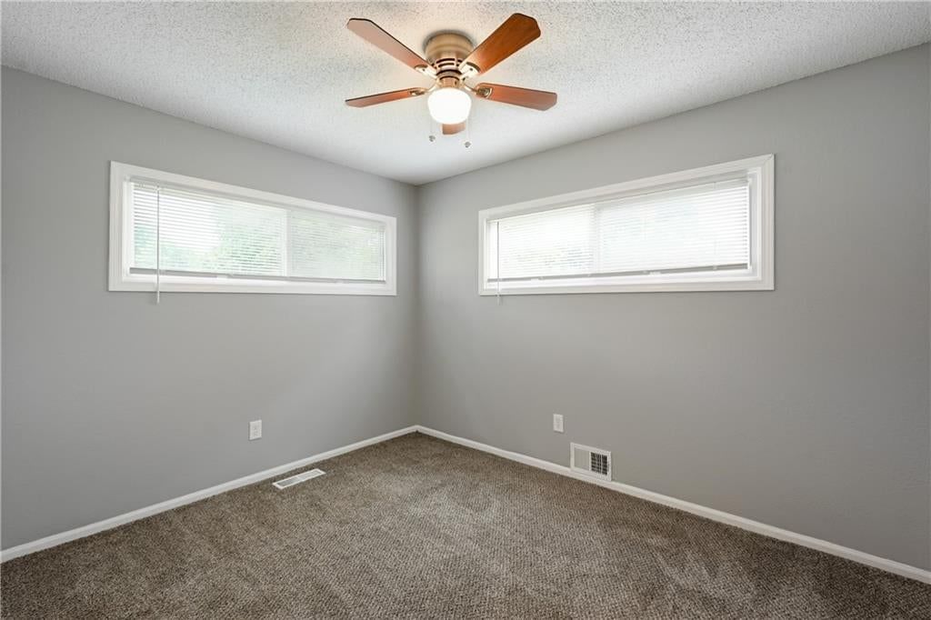 11407 Delmar Avenue — photo 14