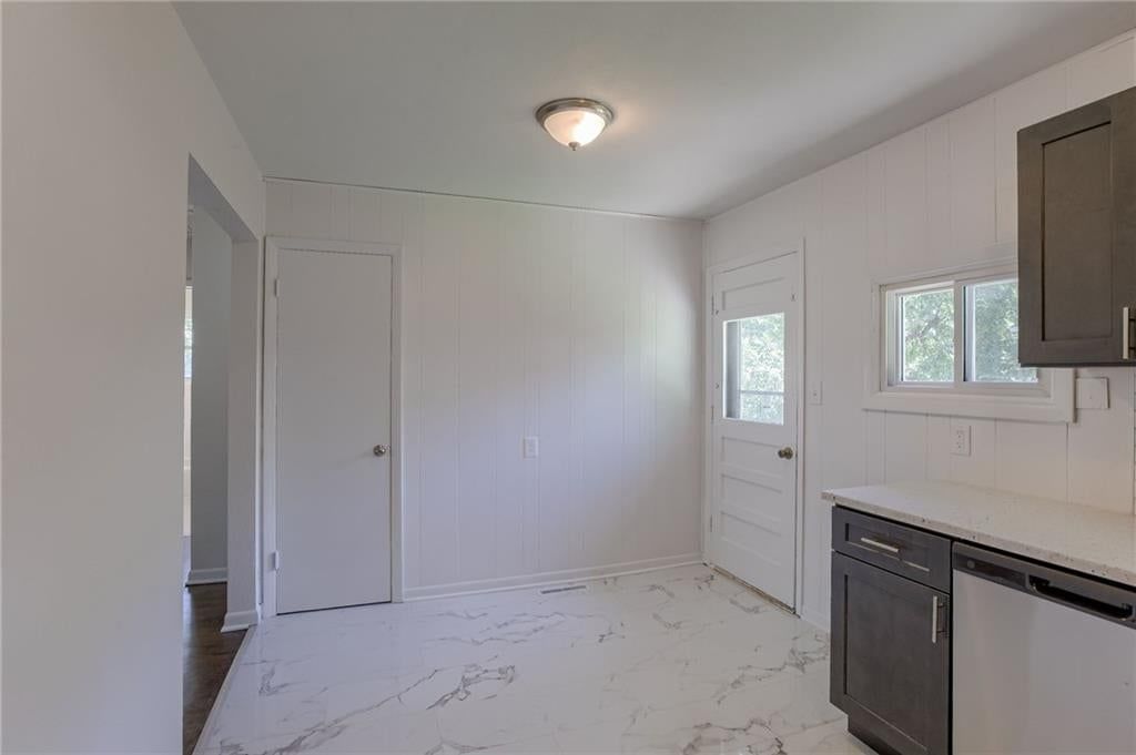 1200 N Osage Street — photo 8