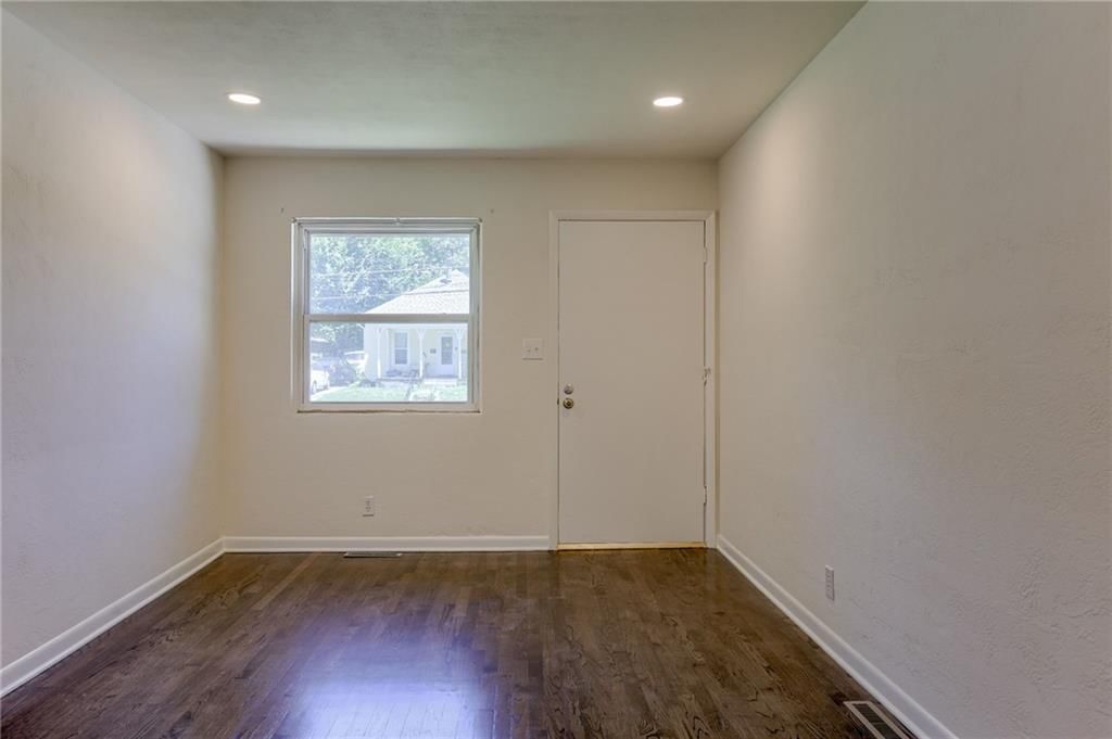 1200 N Osage Street — photo 14