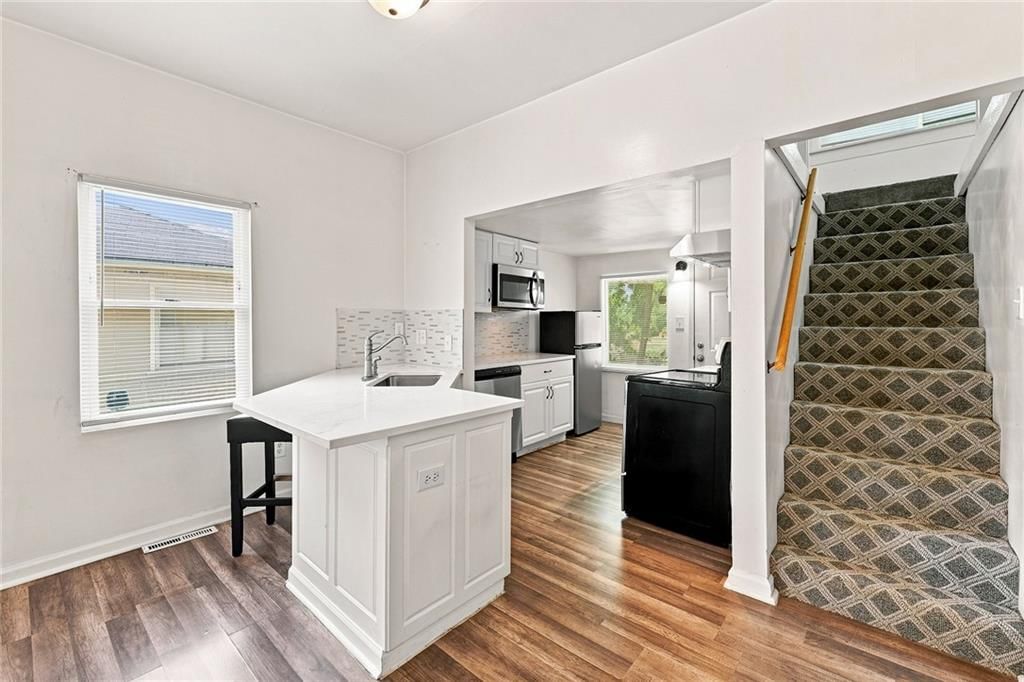 4524 AGNES Street — photo 5