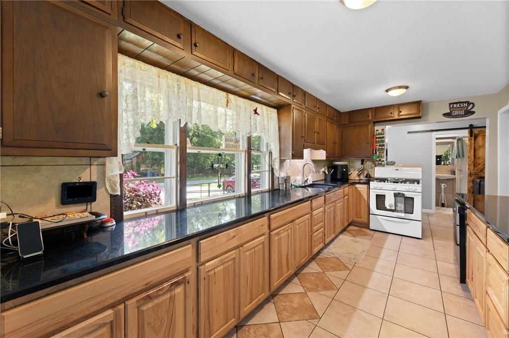 202 N Vine Street — photo 14