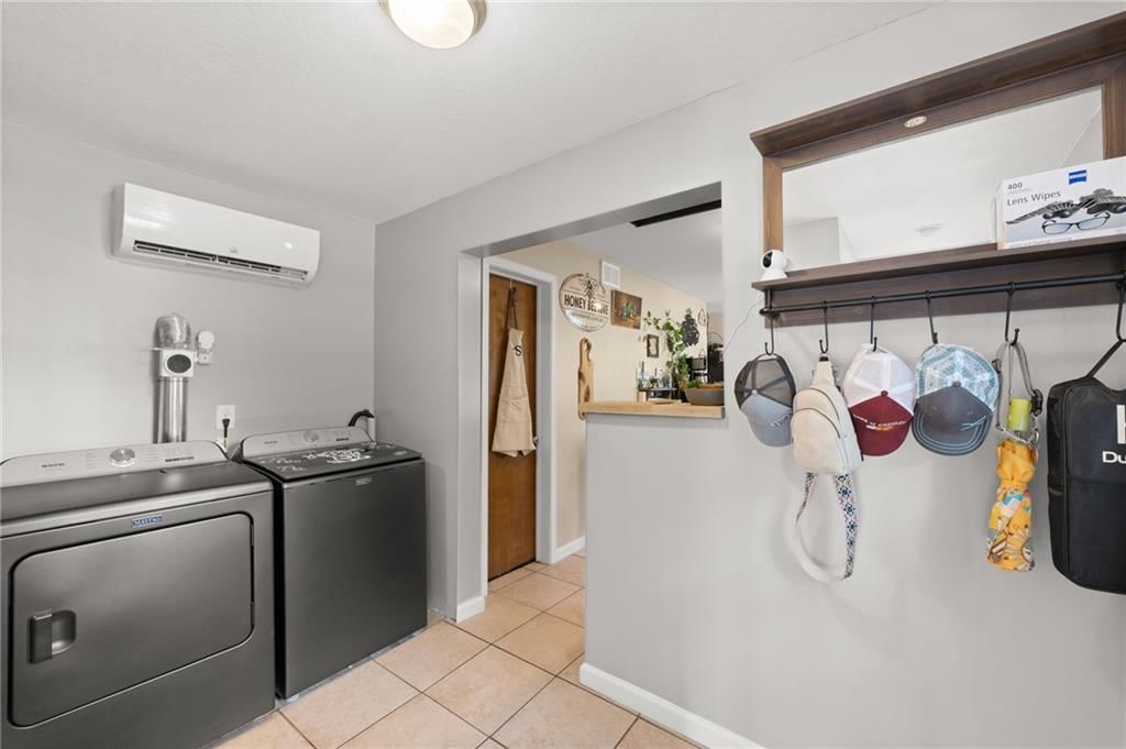202 N Vine Street — photo 21