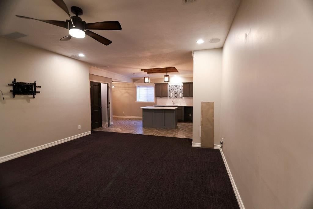 3725 N 154th Street — photo 39