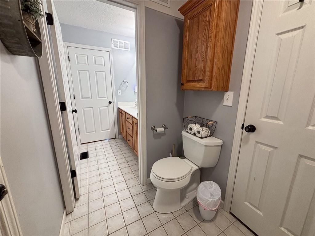 919 Shawnee Street — photo 15