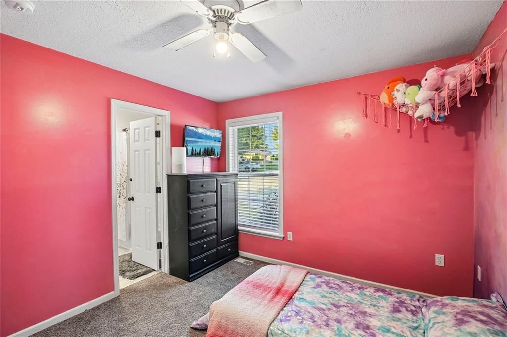 919 Shawnee Street — photo 25