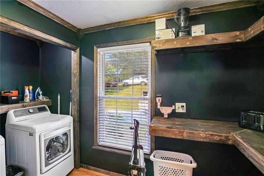 919 Shawnee Street — photo 30