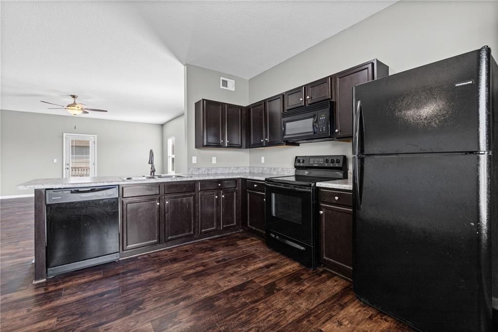 26158 W 141st Court — photo 8