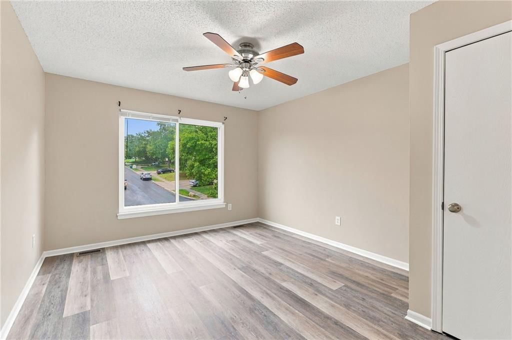 8860 Gallery Street — photo 7