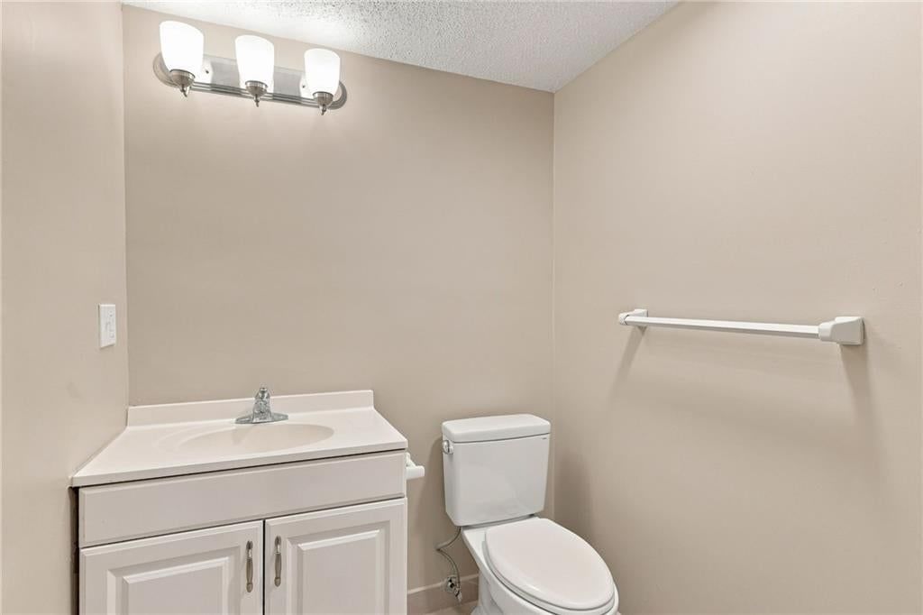 8860 Gallery Street — photo 20