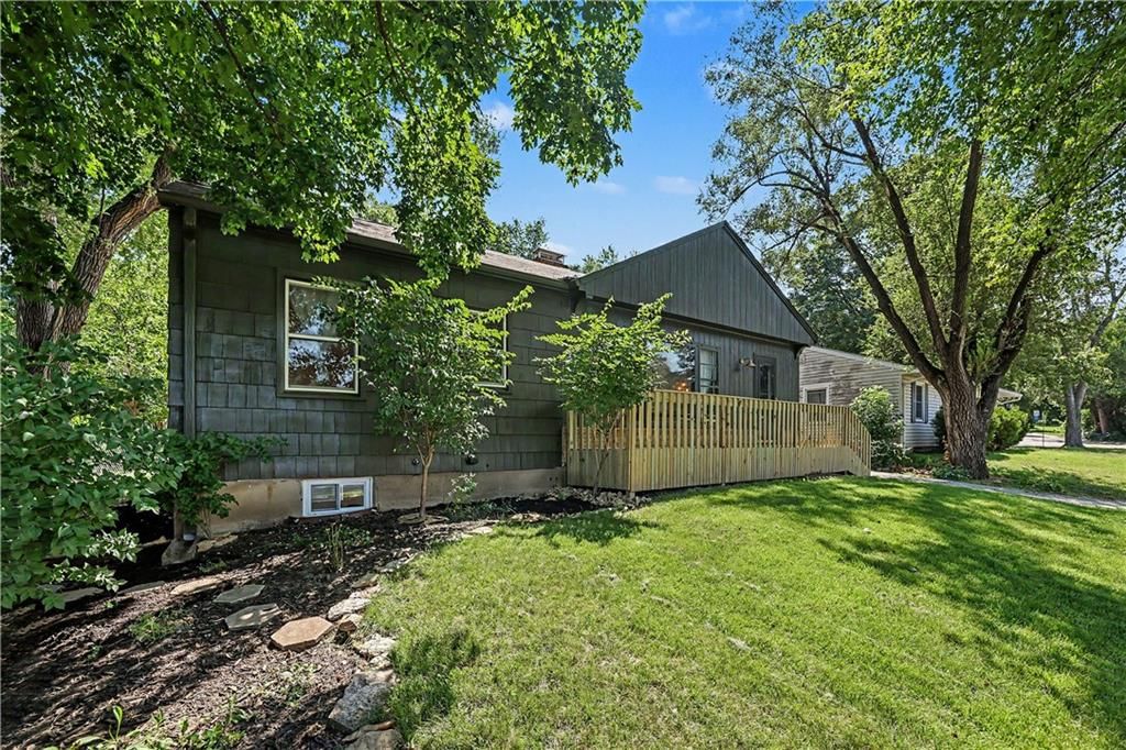 6029 Woodson Street — photo 3