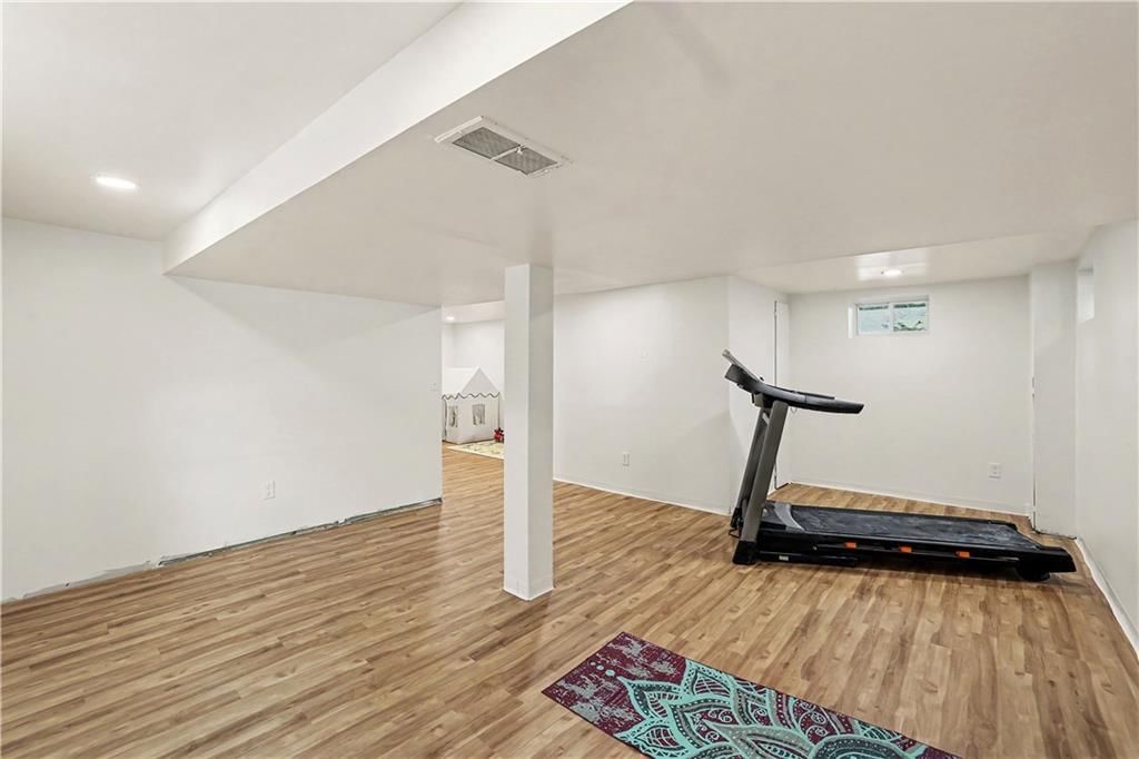 6029 Woodson Street — photo 20