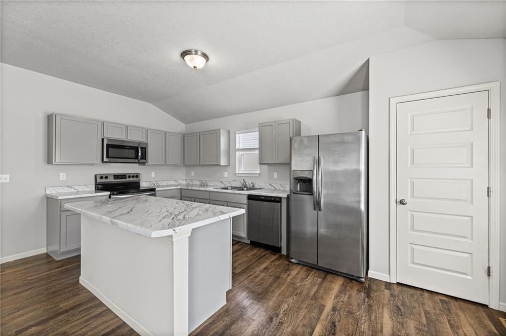 21325 W 216th Street — photo 11