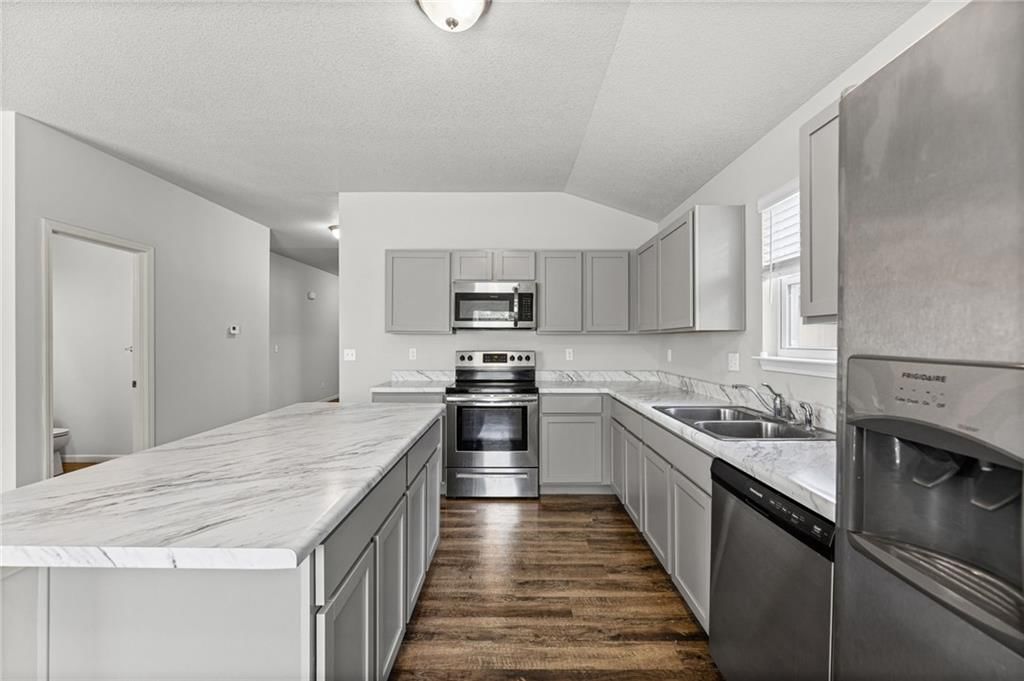 21325 W 216th Street — photo 12