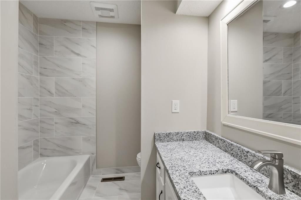 8862 Gallery Street — photo 10