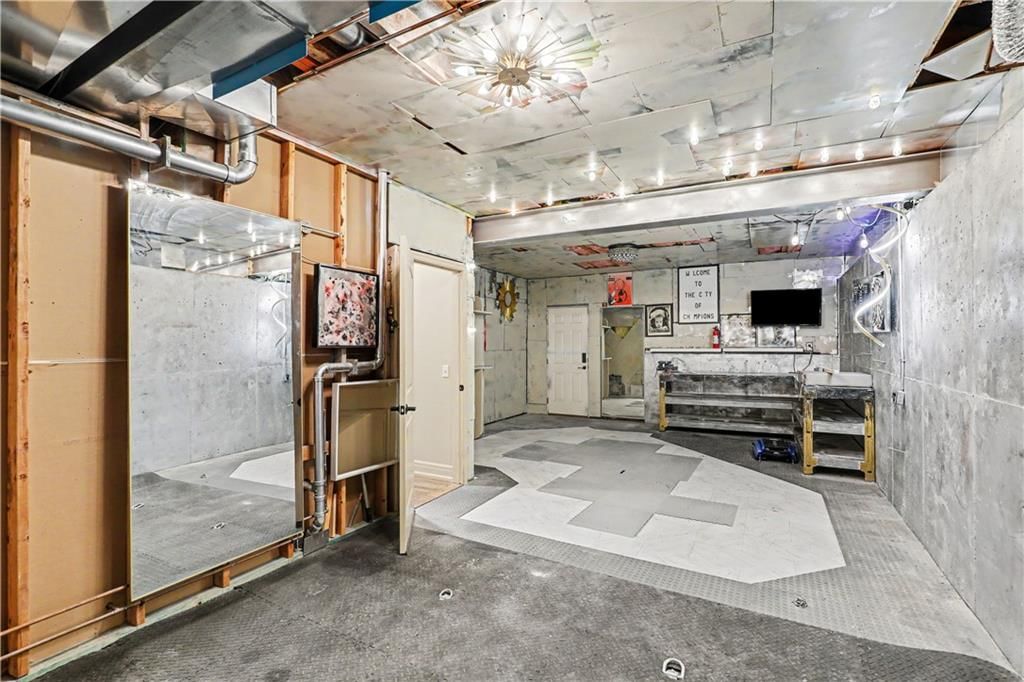 1616 NE Daltons Ridge Drive — photo 34