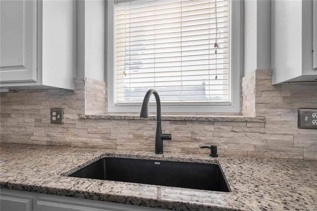 14675 W 151 Terrace — photo 26