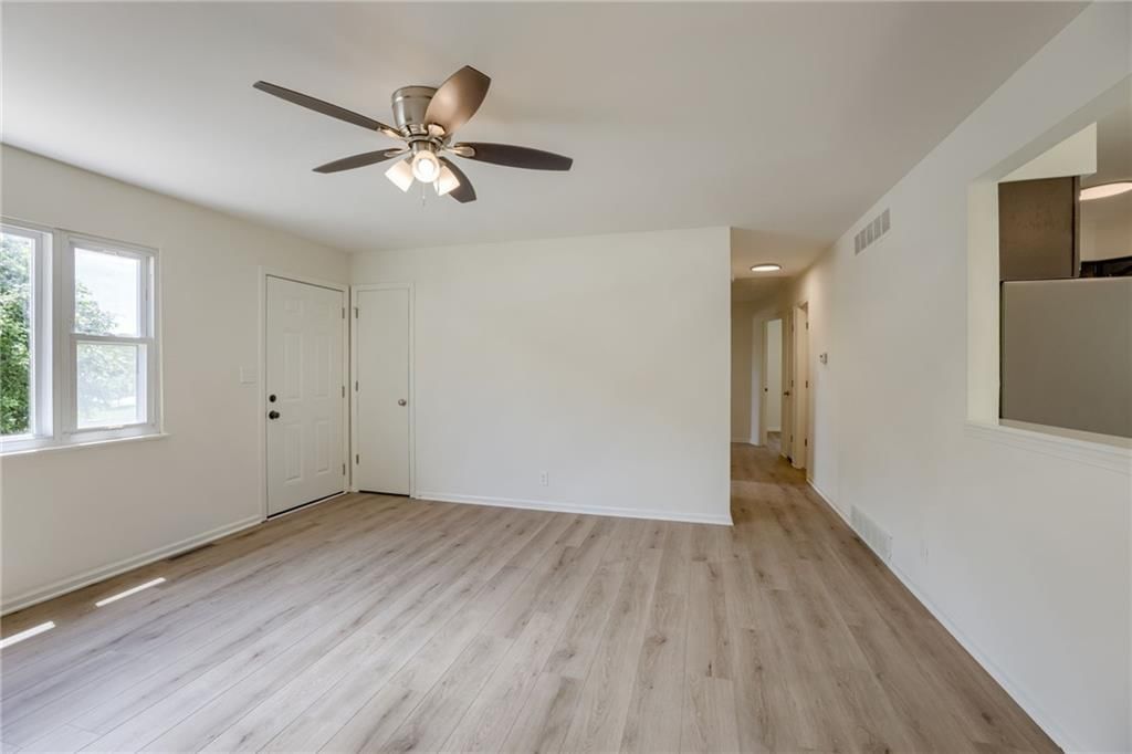 16008 E 32nd Street — photo 6
