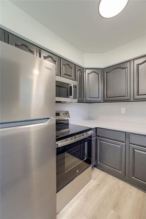 16008 E 32nd Street — photo 11