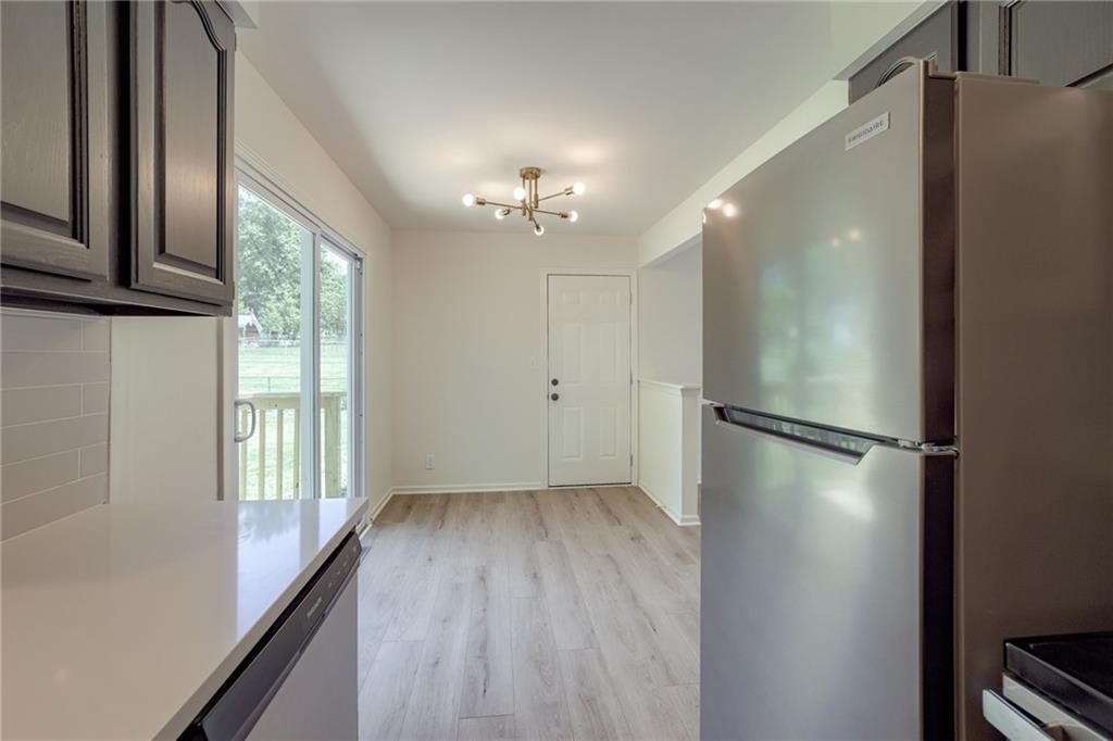 16008 E 32nd Street — photo 12